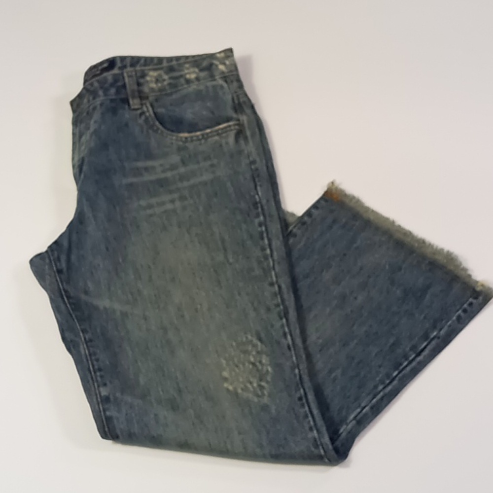 One Tuff Babe Distressed Raw Hem Cropped Blue Jeans Size 11/12